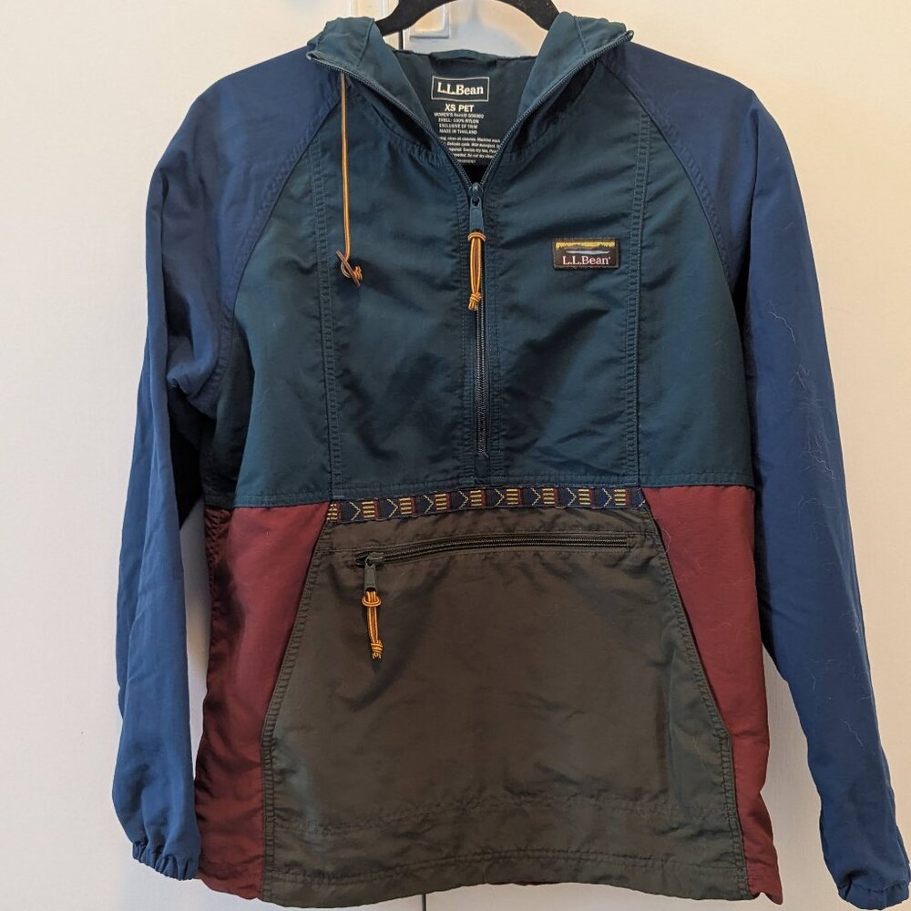 Women's Mountain Classic Anorak Spruce/ Tuscan Olive | L.L. Bean petite XS